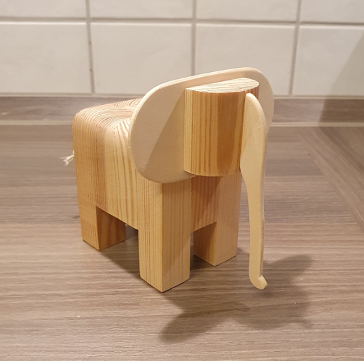 Holz-Elefant
